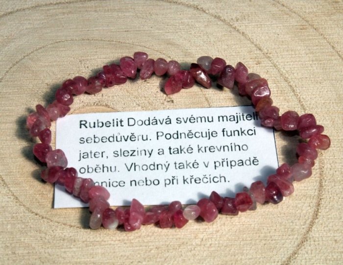 Rubelit - náramek minerál